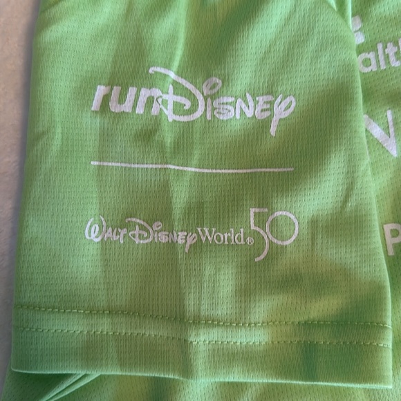 RunDisney 2022 Princess Half Marathon shirt (size women’s S) - Picture 4 of 6